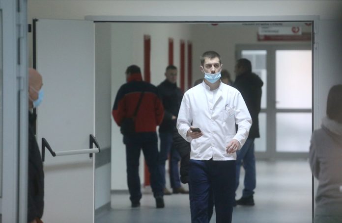 Bolnica Grip Maska Foto Dejan Bozic